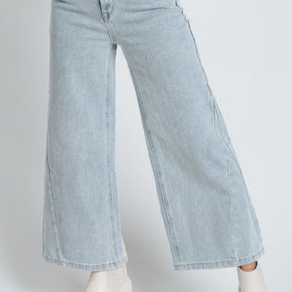 Ceros Wide Leg High Waisted Cropped Denim - Picture 8 of 8